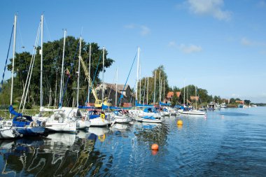Minija Nehri, Litvanya 'nın Minge köyünün ana caddesi olarak hizmet veren tek şehridir..