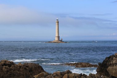 LA HAGUE, FRANCE - SEP 2, 2014: Güzel bir yaz gününde ünlü bir deniz feneri.