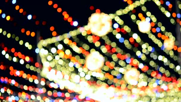Fundo Desfocado Lindos Luminosos Piscando Guirlandas Decoração Ano Novo Natal — Vídeo de Stock