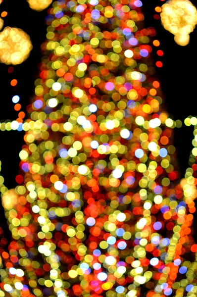 Unscharfer Hintergrund Schöne Leuchtende Und Blinkende Neujahrs Und Weihnachtsdekoration Girlanden — Stockfoto