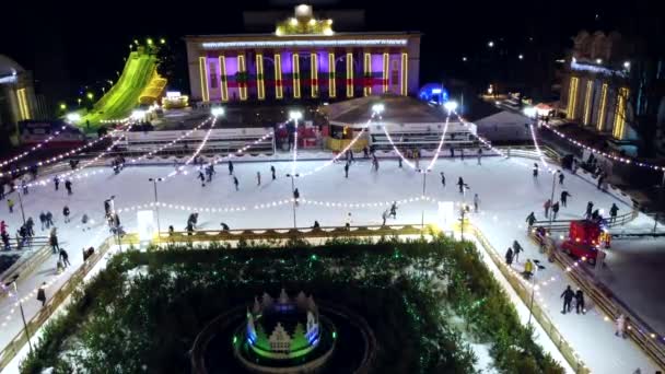 Kyiv Ukrayna Ocak 2022 Nsanlar Açık Havada Güzel Buz Pateni — Stok video
