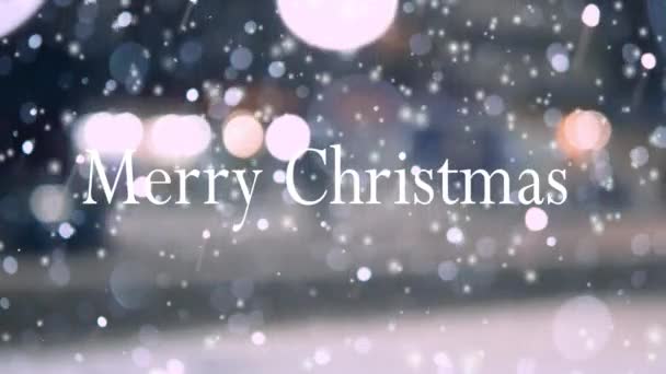 在降雪时 道路和明亮的前灯的模糊背景下 祝你圣诞快乐 循环无缝动画背景 — 图库视频影像
