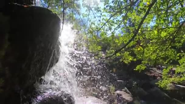 Waterfall Shining Bright Sun Park Sunny Day Drops Water Current — Stockvideo