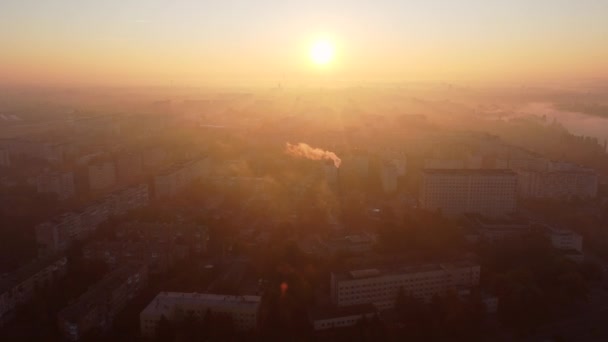 Beautiful Cityscape Summer Sunrise Flying Many Multi Storey Buildings Chimney — Stockvideo