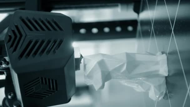 Tiskárna Tiskne Prototyp Hračky Roztaveného Plastu Proces Vytváření Prototypu Modelu — Stock video