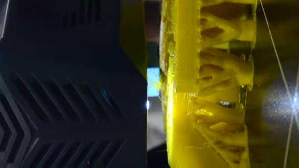 Pracovní Tiskárna Tisknout Objekt Plastu Tiskový Model Roztaveného Plastu Pomocí — Stock video