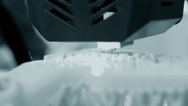 Arbeitsfähiges Druckerobjekt Aus Kunststoff Drucken Des Modells Aus Geschmolzenem Kunststoff — Stockvideo