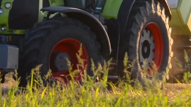 Bila Tserkva Ukraine August 2023 Large Tractor Wheels Combine Harvester — Stock Video