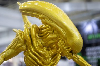 Kyiv, Ukrayna, 5 Haziran 2023: Sanat eseri 3D yazıcıda basıldı. Detaylı prototip modeli erimiş plastikten 3D yazıcıya basıldı. Katkı sağlayan 3D baskı teknolojisi. Yeni modern teknolojiler