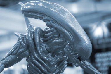 Kyiv, Ukrayna, 5 Haziran 2023: Sanat eseri 3D yazıcıda basıldı. Erimiş plastikten 3D yazıcıya basılmış prototip modeli. Katkı sağlayan 3D baskı teknolojisi. Yeni teknolojiler. Mavi renk