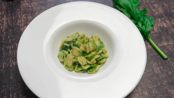 Plato Típico Cocina Italiana Orecchiette Con Nabos Verdes Orecchiette Con —  Fotos de Stock