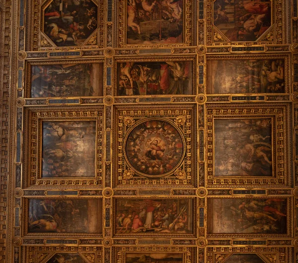 Florença Itália Maio 2023 Interiores Detalhes Arquitetônicos Palazzo Vecchio Estátuas — Fotografia de Stock