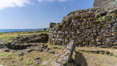 Nuraghe Santu Antine, Sardini 'deki en yüksek Nuraghe' dir.