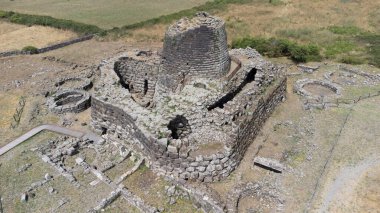 Nuraghe Santu Antine, Sardini 'deki en yüksek Nuraghe' dir.