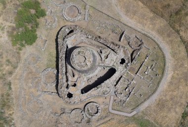 Nuraghe Santu Antine, Sardini 'deki en yüksek Nuraghe' dir.