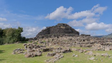 nuraghe barumini - su nuraxi nuragic complex su nuraxi in barumini in central sardinia