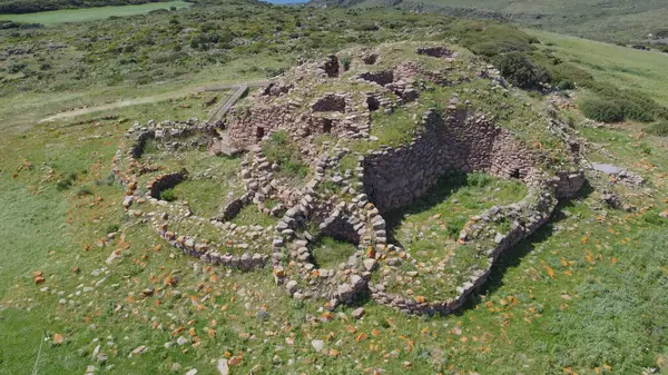 Nuraghe - Güney Sardunya 'da Gonnesa' da Nuraghe kompleksi