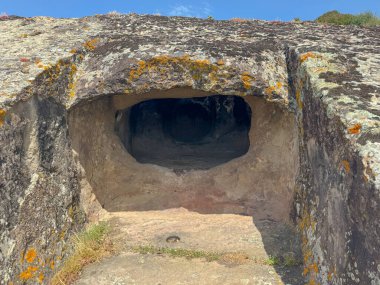 Domus De Janas ve Genna Salixi 'nin mezarlığı, Villa Sant' Antonio