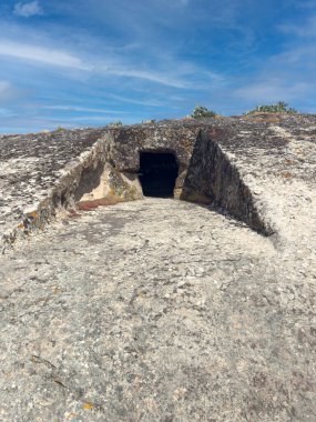 Domus De Janas ve Genna Salixi 'nin mezarlığı, Villa Sant' Antonio
