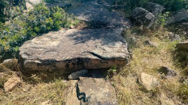 Dev Barrancu Mannu Santadi Güney Sardunya 'nın mezarı