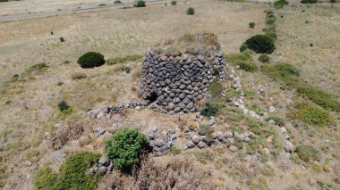 Sardunya 'nın ortasındaki Riola Sardalyasından Nuraghe Tradori