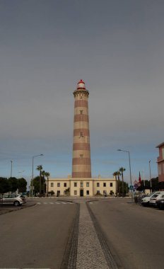 Portekiz, Aveiro sahilindeki deniz feneri de barra de Aveiro feneri.