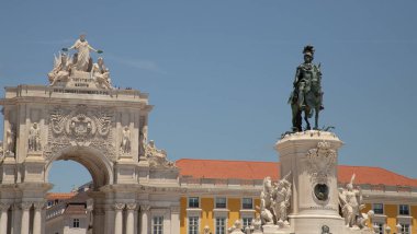 Lizbon şehri ve ana eğlence merkezi manzarası