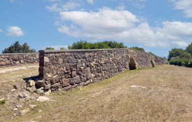 Sant Antioco adası yakınlarındaki antik Roma köprüsü, Güney Sardunya