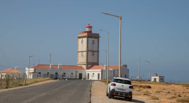 Peniche, Portekiz - 07 Temmuz 2024; Şehrin parıltıları ve orta Portekiz 'deki Penishe plajları