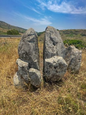 SA Perda Sperrada Sardunya Kırsalında Antik Ayakta Duran Taşlar