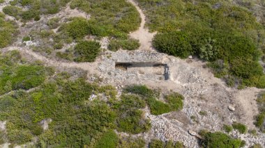 Su Cuccuru Mannu Bölgesi Sardunya 'nın Nuragic Mezarı Hava Görüntüsü