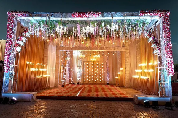 Widok Indie Chwasty Bramy Wjazdowej Ceremonia Ślubu — Zdjęcie stockowe