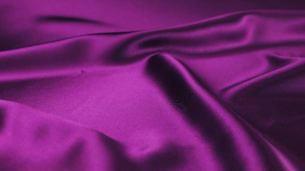 Біле Лебедине Пір Падає Фіолетовий Сливовий Шовк Повільний Рух — стокове відео