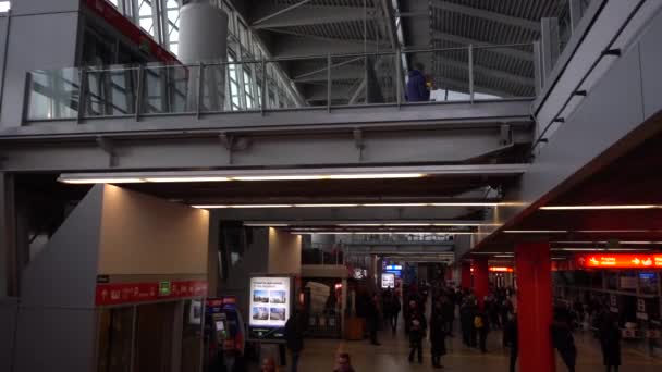 Architectuur Van Warschau Chopin Airport Polen Filmen Vanuit Een Roltrap — Stockvideo