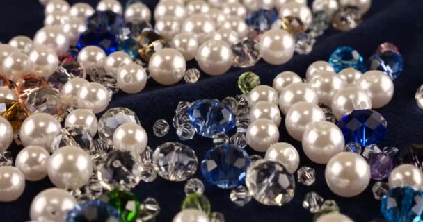 Transparent White Multi Colored Jewelry Crystals Rhinestones Pearls Blue Velvet — Vídeo de Stock