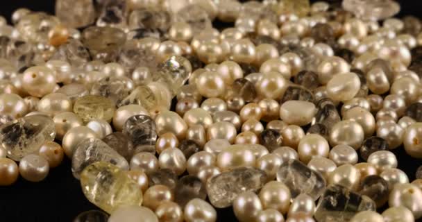 Natural Pearls Quartz Rock Crystal Black Velvet — Wideo stockowe