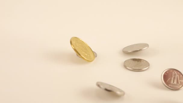 Falling Canadian Coins Slow Motion — Vídeo de Stock