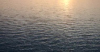 Sakin Adriyatik Denizi 'nin panoramik manzarası.