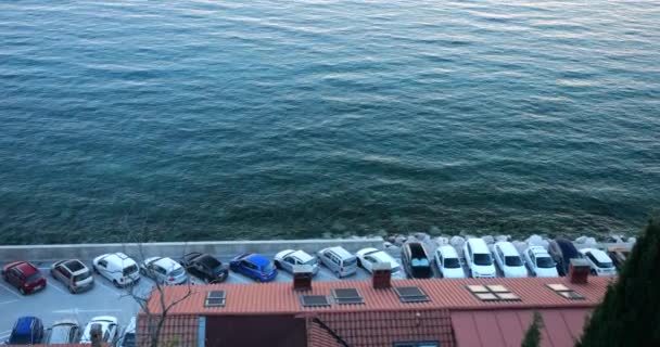 Vista Panoramica Serale Sui Tetti Tegole Rosse Parcheggio Mare Adriatico — Video Stock