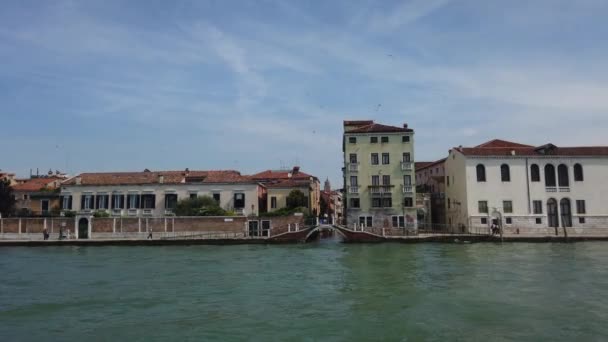 Widok Okna Katamaranu Lagunę Wenecką Architekturę Wenecji Włochy — Wideo stockowe