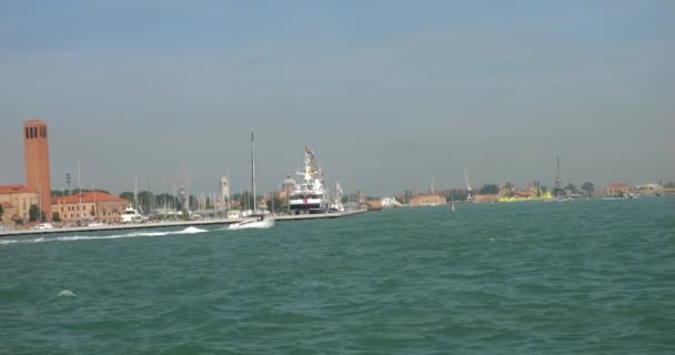 圣埃伦娜岛上的Francesco Morosini海军学校和船只 威尼斯 威尼斯 威尼斯泻湖 — 图库视频影像