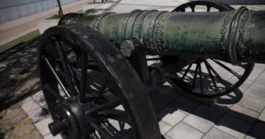 Macaristan, Budapeşte 'de antik toplar.