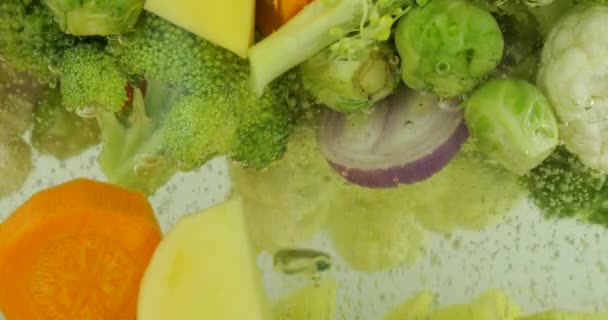 Mélange Légumes Pour Faire Soupe Dans Eau Bouillante Avec Des — Video