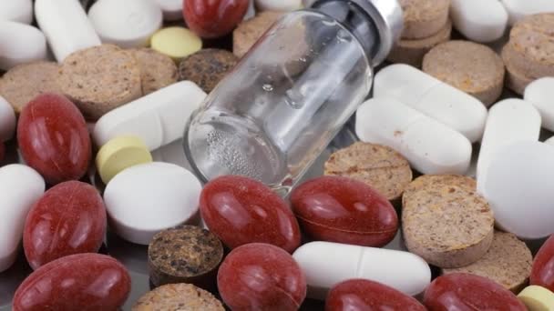 Fond Pharmacie Sur Une Surface Métallique Comprimés Pilules Flacons Verre — Video