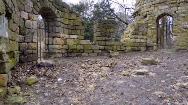 Ruïnes Van Metselwerk Muren Van Een Oude Vesting — Stockvideo