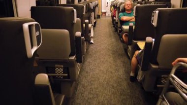 Montreal, CANADA - 11 Ağustos 2025: Montreal, Kanada 'da bir tren vagonunun içinde yürümek.