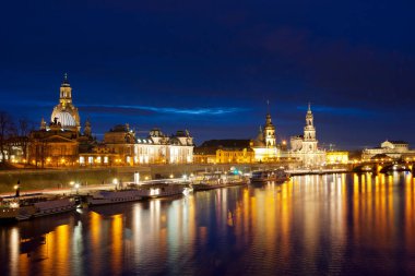 Almanya 'nın antik kenti Dresden' in panoramik manzarası