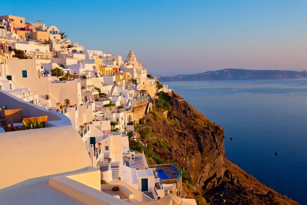 Santorini, Cyclades Adası, Yunanistan 'ın panoramik manzarası