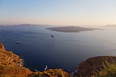 Santorini Adası, Cyclades, Yunanistan 'ın panoramik manzarası