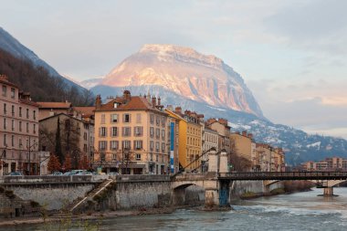 Grenoble, Fransız Alpleri, Fransa 'nın panoramik görüntüsü